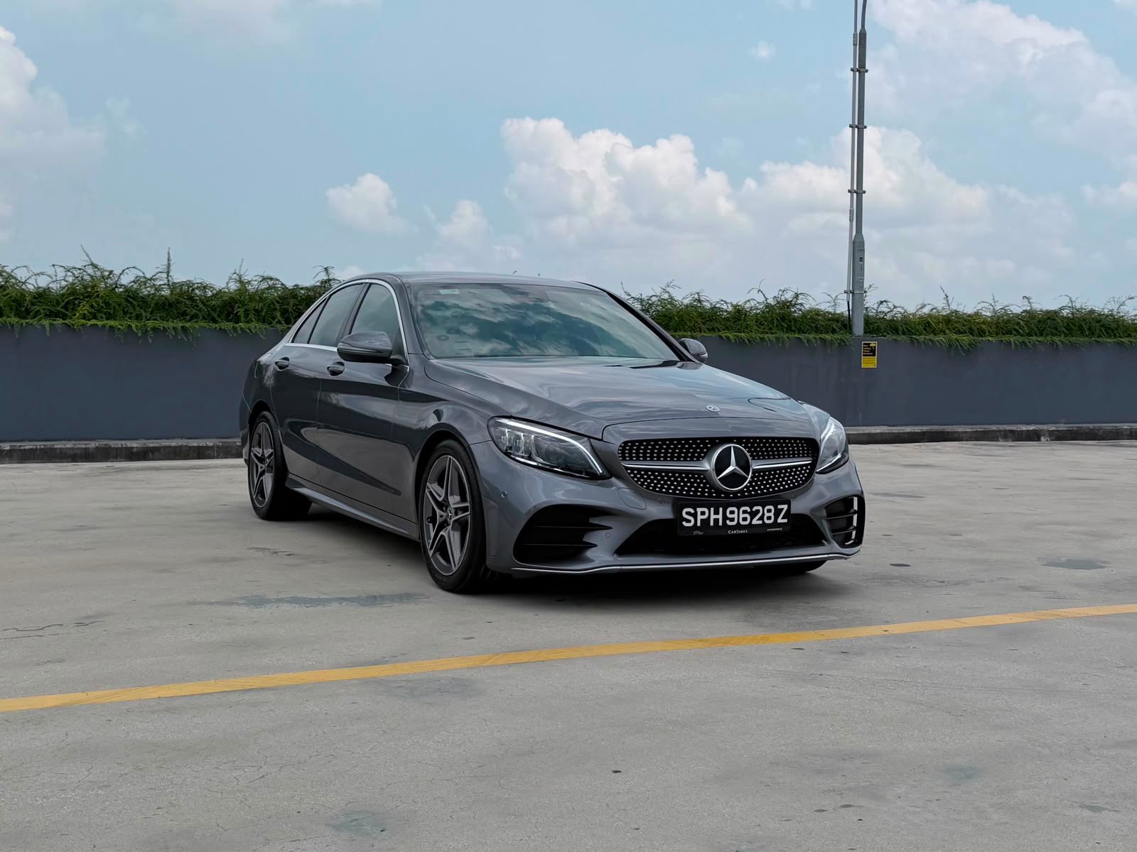 Used Mercedes-Benz C200 AMG Line for sale in Singapore